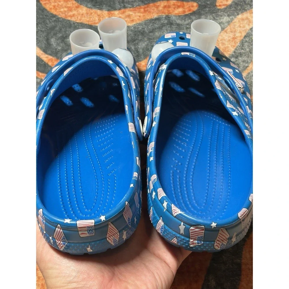 Crocs Vineyard Vines Blue American Flag Whale Clog Men's Size 11 With (9) Charms